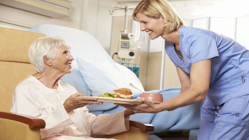 Three Benefits of Looking Into Skilled Nursing in St. Louis For Your Senior